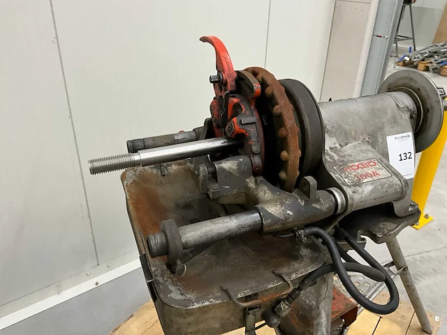 Ridgid 300a draadsnijmachine - afbeelding 4 van  8
