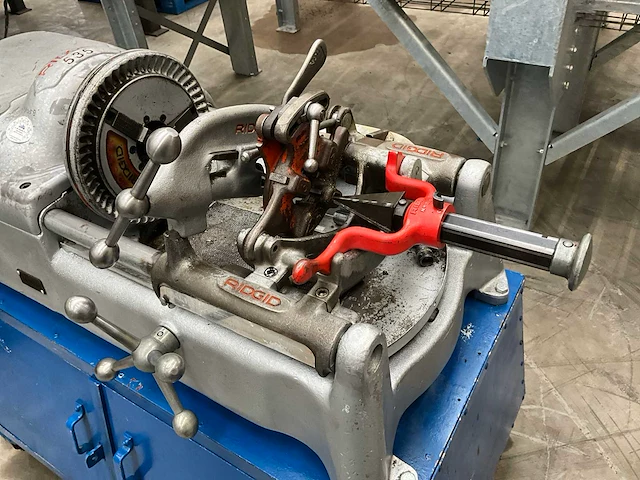 Ridgid 535 draadsnijmachine - afbeelding 12 van  12
