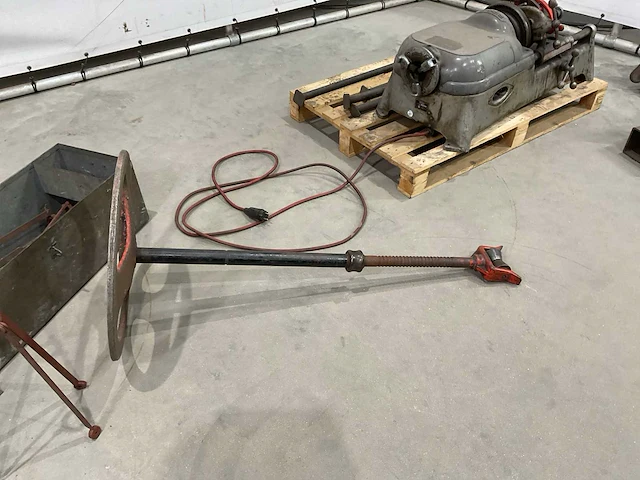 Ridgid 535 draadsnijmachine - afbeelding 4 van  14
