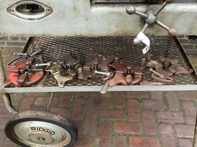 Ridgid 535 draadsnijmachine - afbeelding 4 van  6