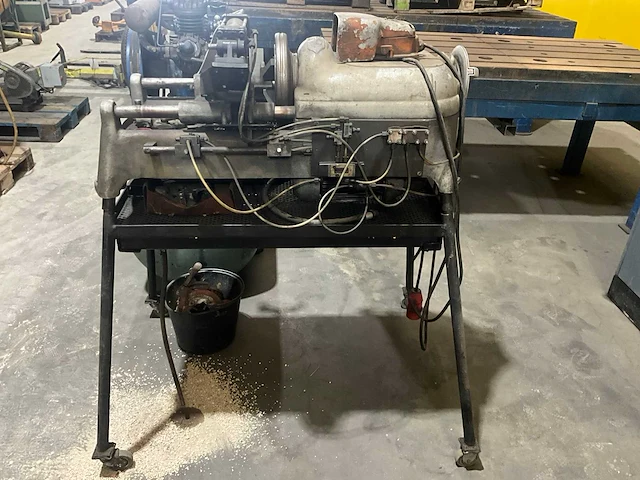 Ridgid 535 draadsnijmachine - afbeelding 2 van  5
