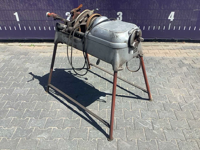 Ridgid 535 draadsnijmachine - afbeelding 1 van  11