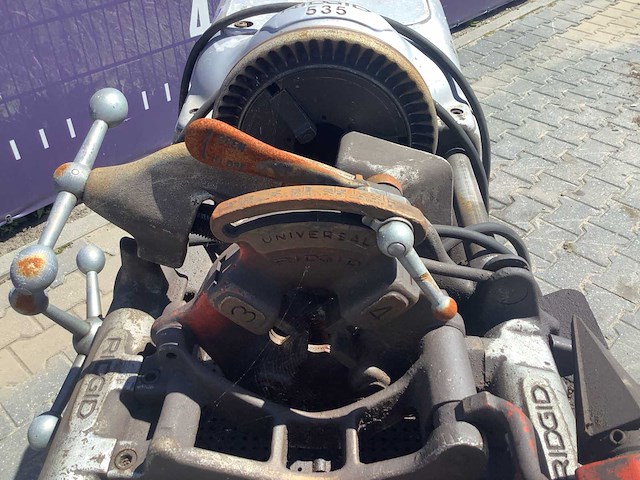 Ridgid 535 draadsnijmachine - afbeelding 9 van  11