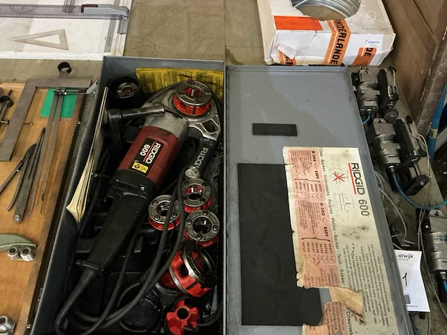 Ridgid 600 draadsnijmachine - afbeelding 4 van  4