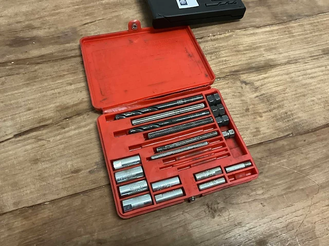 Ridgid screw extractorset no.10 - afbeelding 1 van  4