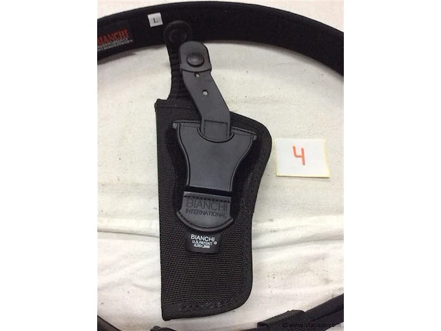 Riem met holster bianchi - afbeelding 2 van  2