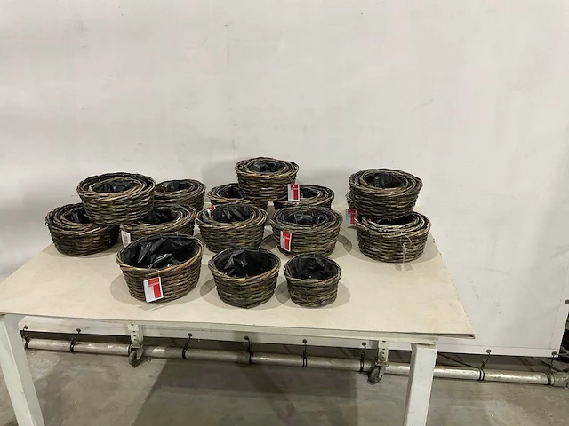 Rieten mandjes 3 delig (14x) - afbeelding 1 van  9