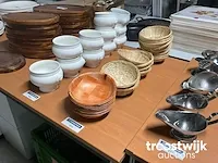 Rieten mandjes en schaaltjes