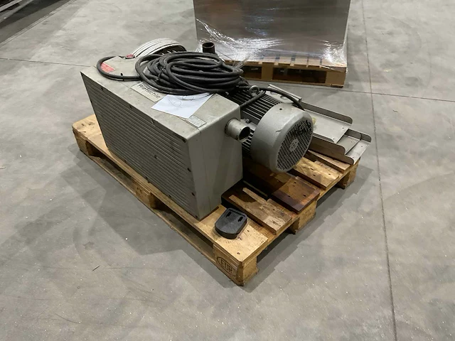 Rietschle vcah 250 vacuüm pomp - afbeelding 1 van  9