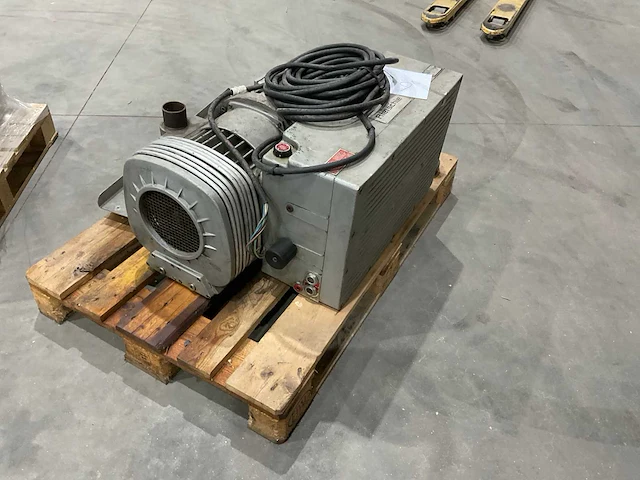 Rietschle vcah 250 vacuüm pomp - afbeelding 7 van  9
