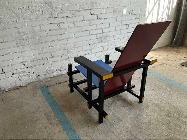 Rietveld stoel - afbeelding 7 van  8