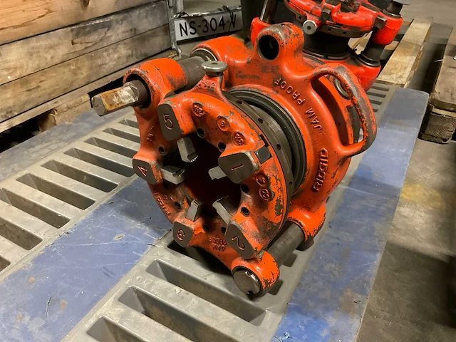 Rigged draadsnijkop (2x) - afbeelding 1 van  12