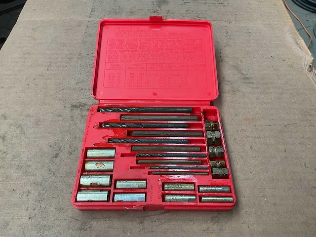 Rigid screw extractors set - afbeelding 2 van  5