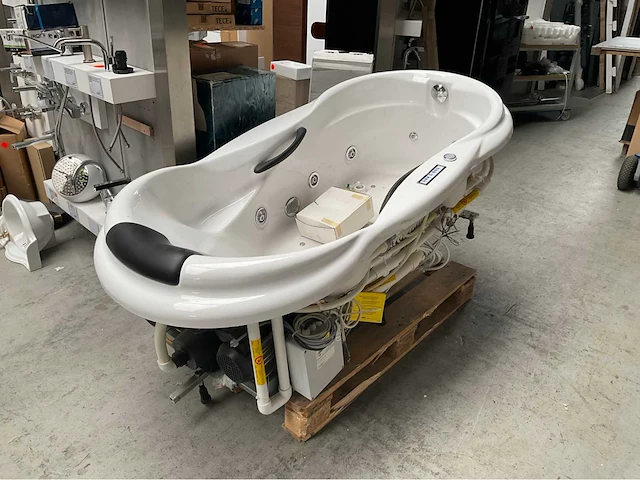 Riho daphne whirlpool thermae - afbeelding 3 van  6