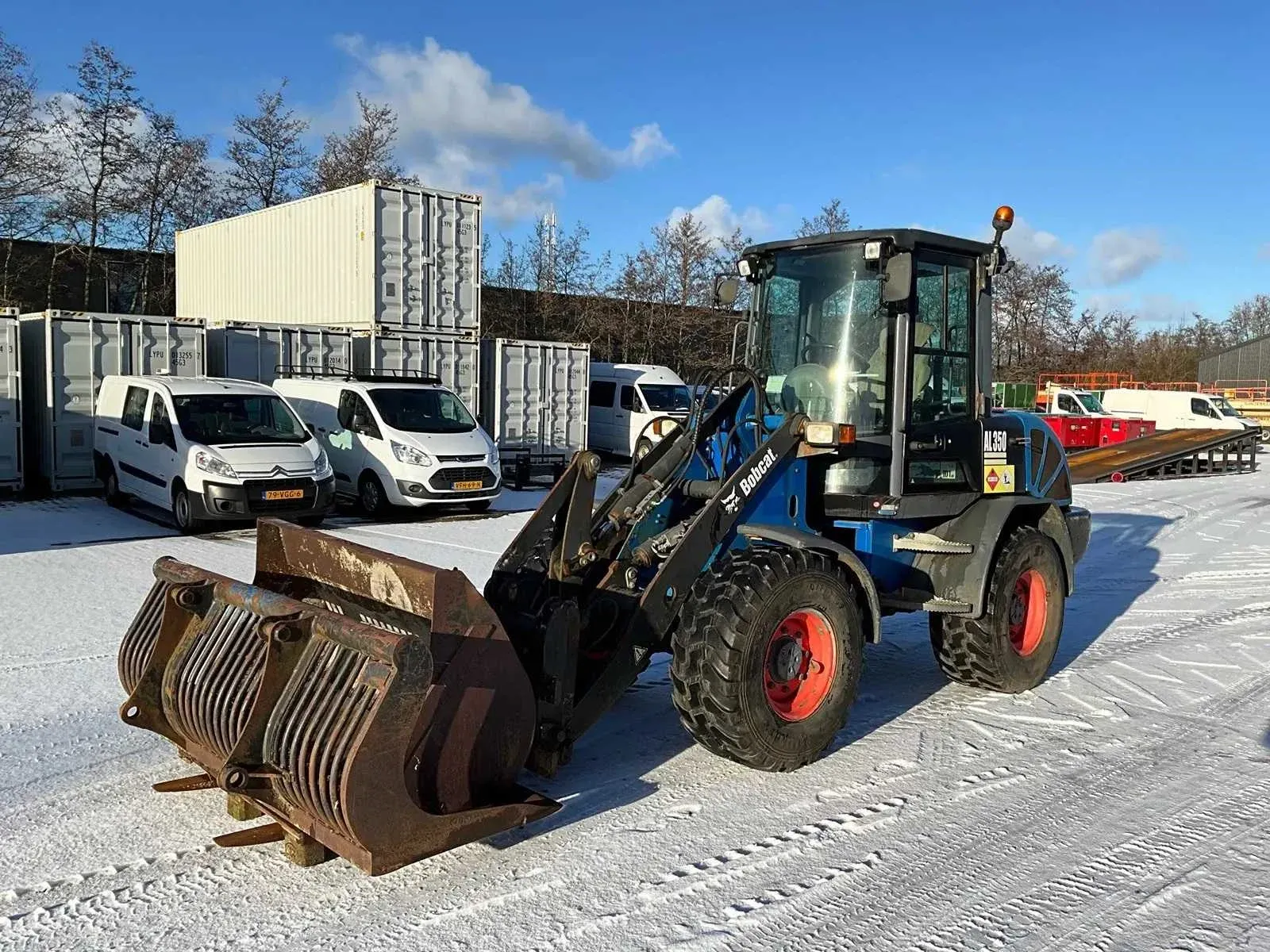 Rijdend materieel, generatoren, mobiele (woon)units en werkmaterieel te surhuisterveen