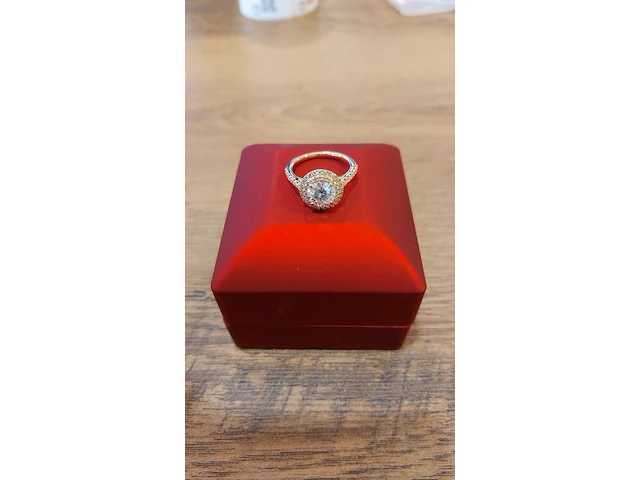 Ring met diamanten en moissaniet - afbeelding 1 van  4