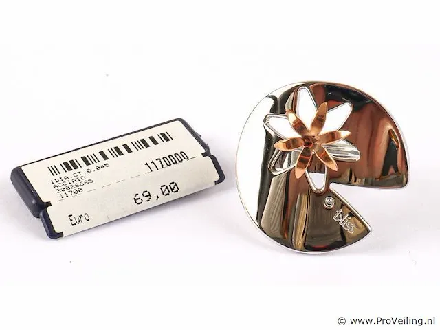 Ring met diamantje - afbeelding 1 van  10