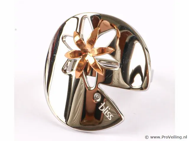 Ring met diamantje - afbeelding 4 van  10
