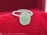 Ring met natuurlijke 10 karaat emerald steen - afbeelding 2 van  6