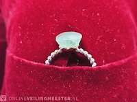 Ring met natuurlijke 10 karaat emerald steen - afbeelding 6 van  6