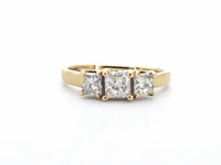 Ring met princess geslepen diamanten van 1.00 carat totaal - afbeelding 1 van  10