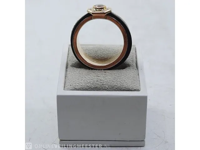 Ring - afbeelding 1 van  8