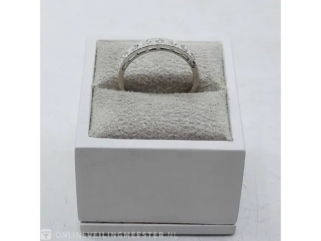 Ring - afbeelding 1 van  8