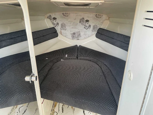 Rinker - captiva 272 milenium editie - speedboot - afbeelding 14 van  77
