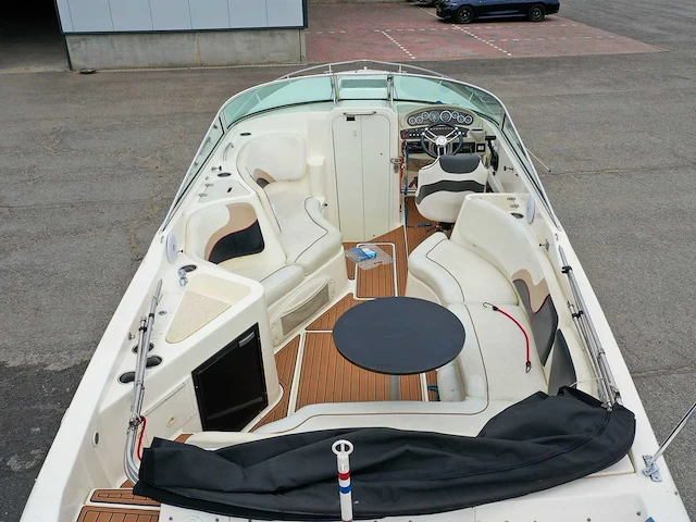 Rinker - captiva 272 milenium editie - speedboot - afbeelding 18 van  77