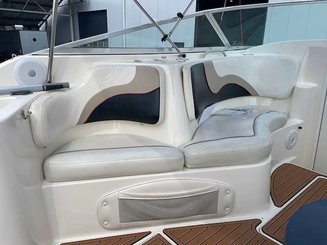 Rinker - captiva 272 milenium editie - speedboot - afbeelding 28 van  77