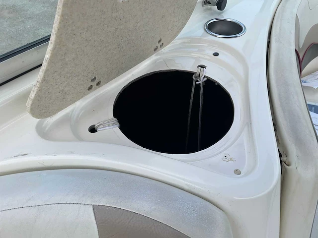 Rinker - captiva 272 milenium editie - speedboot - afbeelding 29 van  77
