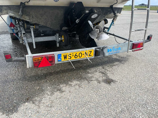 Rinker - captiva 272 milenium editie - speedboot - afbeelding 60 van  77