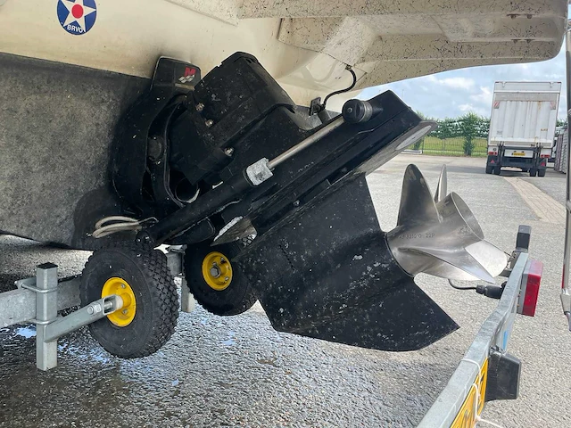 Rinker - captiva 272 milenium editie - speedboot - afbeelding 66 van  77