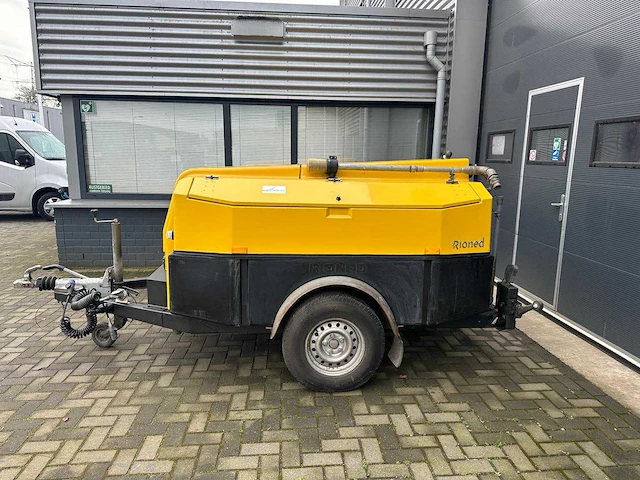 Rioned multijet rioolreinigingsmachine ex-gemeente - afbeelding 12 van  20