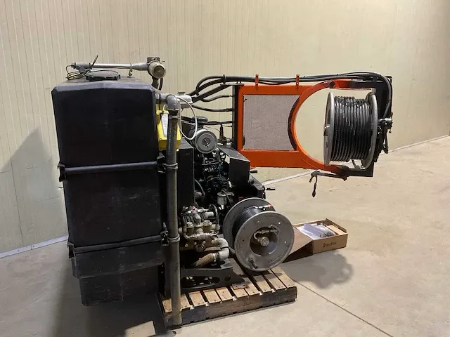 Rioned profijet profiijet rioolreinigingsmachine - afbeelding 11 van  17