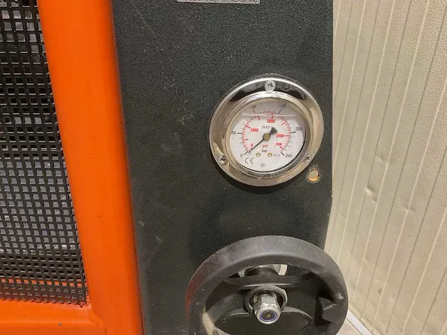 Rioned profijet profiijet rioolreinigingsmachine - afbeelding 14 van  17