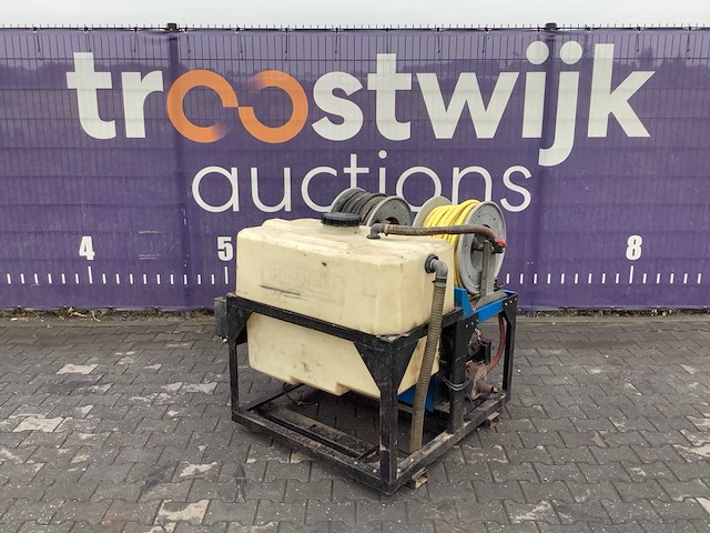 Rioned rioolreinigingsmachine - afbeelding 6 van  12