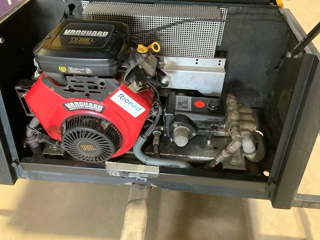 Rioned unijet rioolaanhanger rioolreinigingsmachine ex gemeente - afbeelding 11 van  13