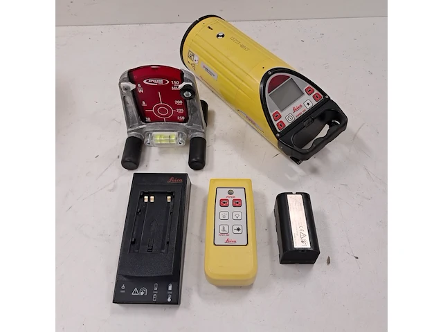 Rioollaser incl. richtmerk, accu en lader, leica, piper 100, 2014 - afbeelding 1 van  11