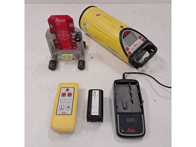 Rioollaser incl. richtmerk, accu en lader, leica, piper 100, 2014 - afbeelding 1 van  10