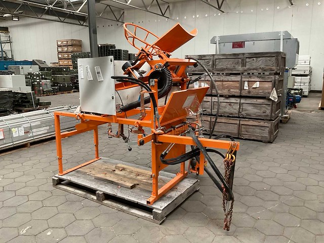 Rioolreiniger voor multicar en andere voertuigen - afbeelding 1 van  13