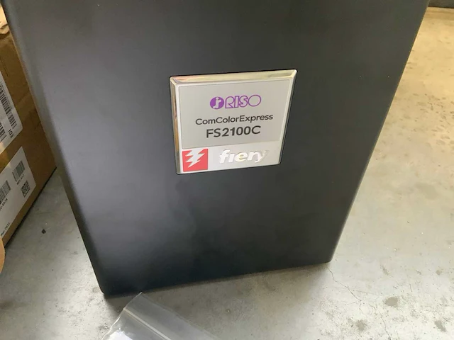 Riso comcolorexpress fs2100c printerserver - afbeelding 6 van  11