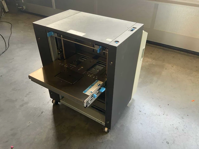 Riso g10 high capacity feeder - afbeelding 3 van  5