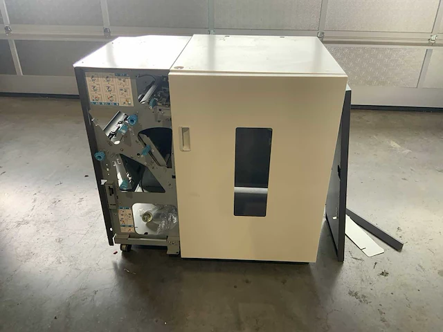 Riso g10 high capacity stacker - afbeelding 9 van  15