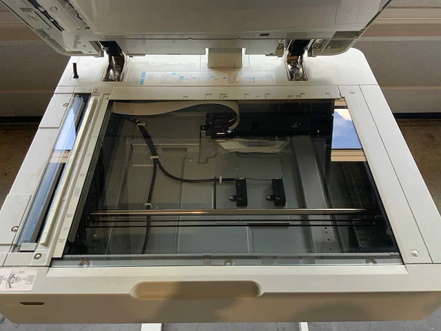 Riso hs7000 a3 kleurenflatbedscanner - afbeelding 4 van  8