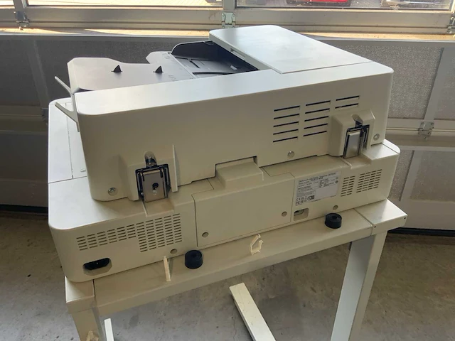 Riso hs7000 a3 kleurenflatbedscanner - afbeelding 6 van  8