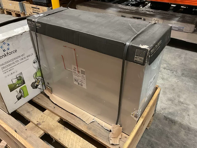Rittal ax compact 1055.000 lege schakelkast - afbeelding 2 van  3