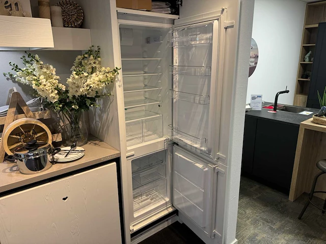 Riverdale - showroomkeuken - afbeelding 33 van  51