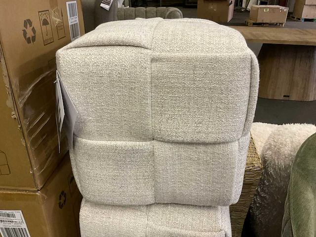 Rivièra maison qbic poef/voetenbankje - afbeelding 2 van  7