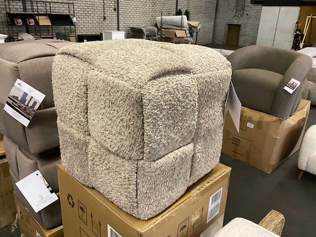 Rivièra maison qbic poef/voetenbankje - afbeelding 3 van  9